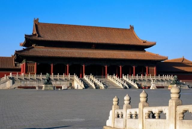 沈阳故宫博物院，沈阳故宫和北京故宫有什么区别和联系吗?图1