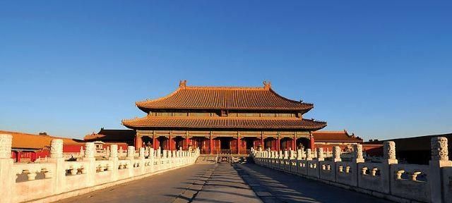 带父母去北京旅游大概多少钱想参加成都旅游团，四个人大概多少钱图9