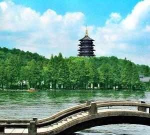 杭州西湖是怎么出名的图1